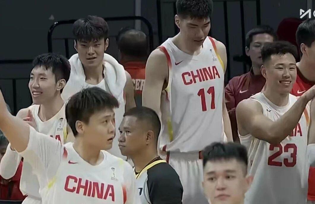 99贵宾会集团-中国男篮逆转台北，李弘权正负值+21，赛后评分出炉，张镇麟4.6分