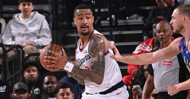 99贵宾会平台-快船官方：今日主场迎战国王 约翰-科林斯时隔七场迎来复出